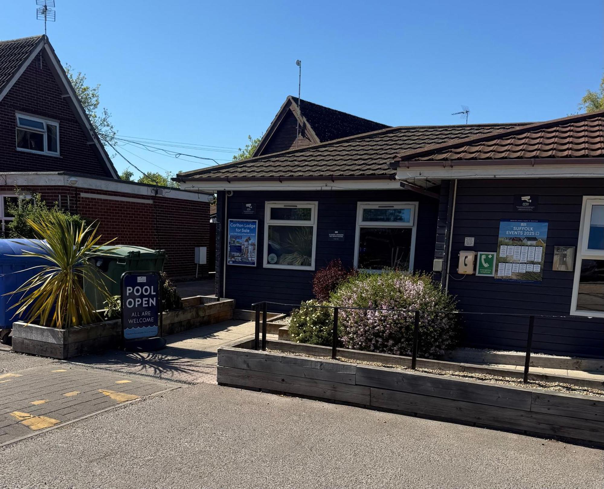 Lovely Serenity Caravan Is Situated On The Norfolk Broads Casa vacanze Lowestoft